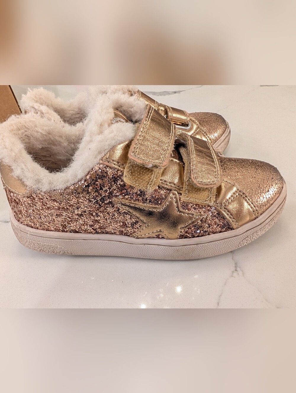 Naturino Rose Gold Glitter Star Sneakers with Faux Fur